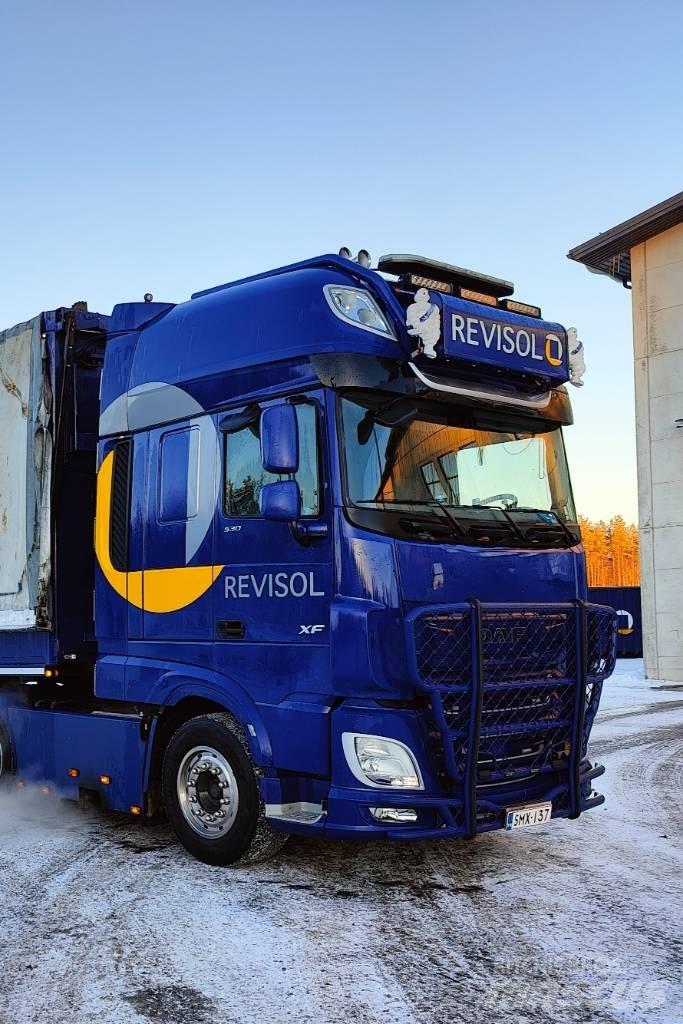 DAF XF 530 FTS Truck Tractor Units