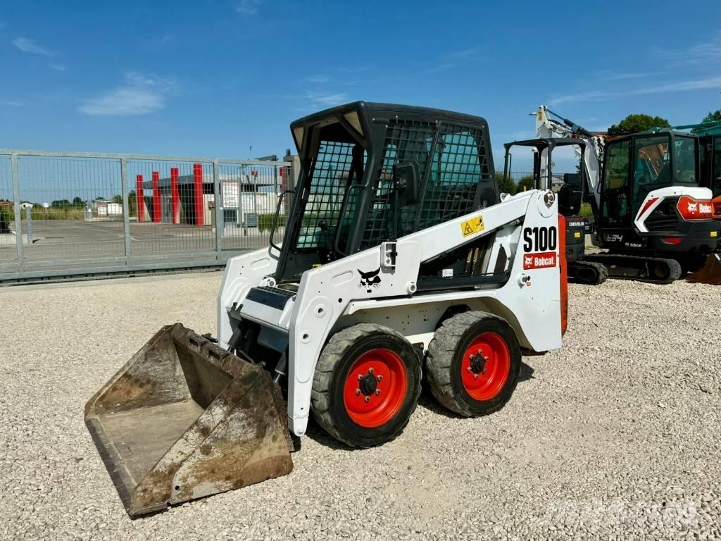 Bobcat S 100 Skid steer loaders