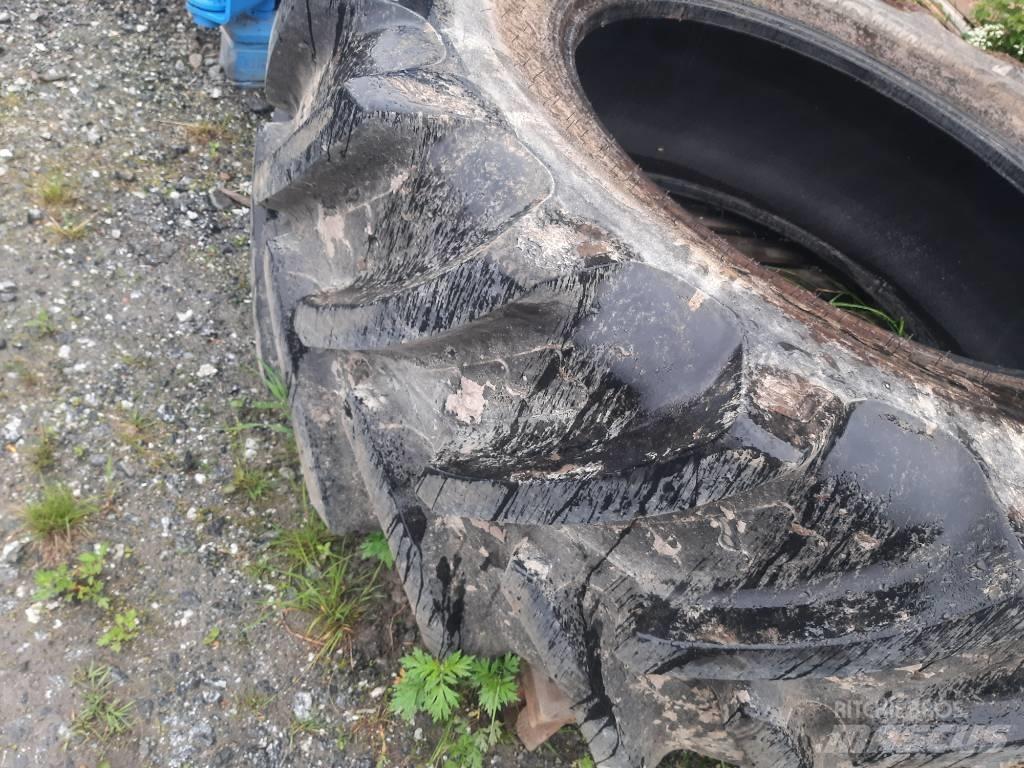 BKT 580/70R38 Tyres, wheels and rims