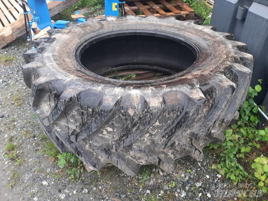 BKT 580/70R38 Tyres, wheels and rims