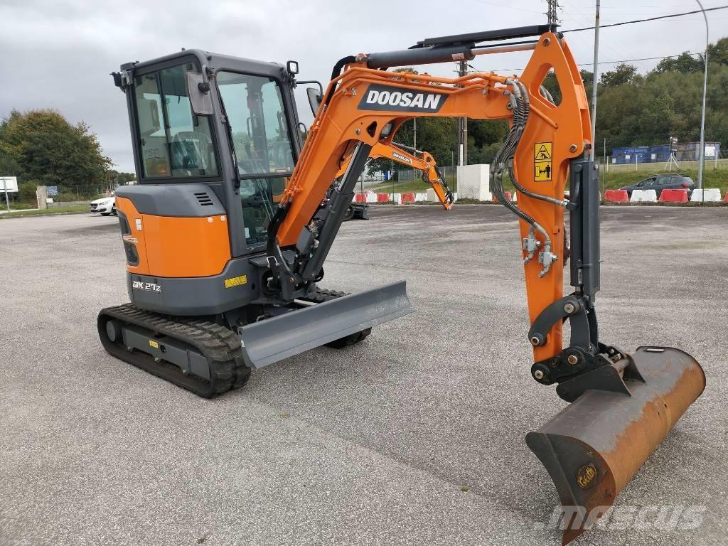Doosan DX 27 Z Mini excavators < 7t