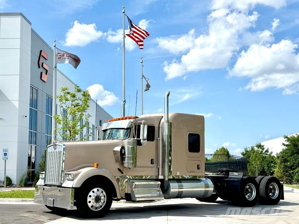 Kenworth W 900 Truck Tractor Units