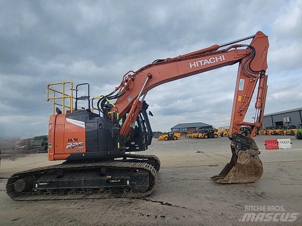 Hitachi ZX225USLC-7 Crawler excavators