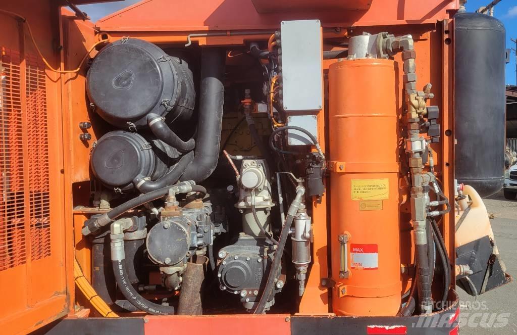 Sandvik DP 1500 Surface drill rigs