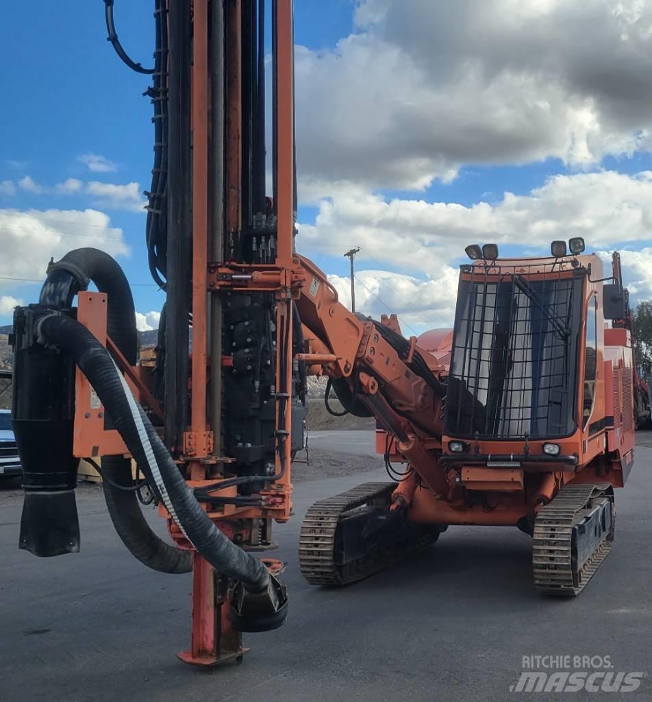 Sandvik DP 1500 Surface drill rigs