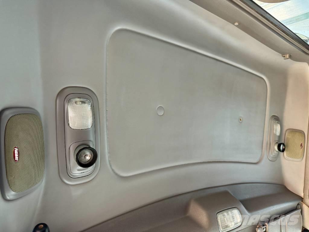 Peterbilt 379 X Truck Tractor Units