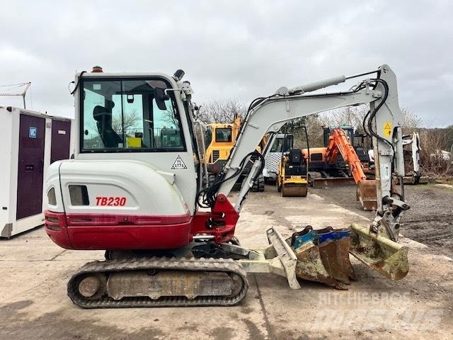 Takeuchi TB 230 Mini excavators < 7t