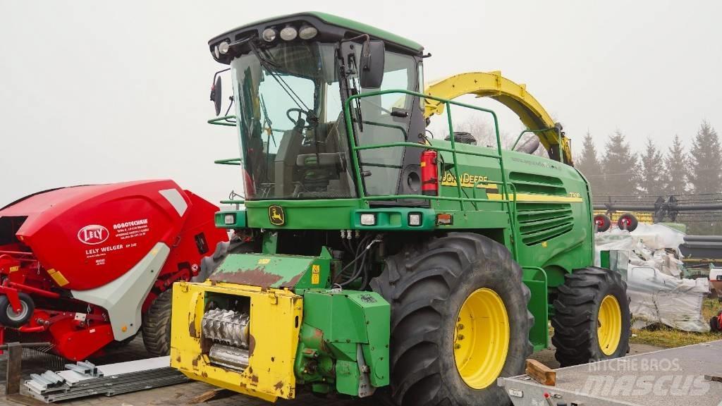 John Deere 7300 Self-propelled foragers