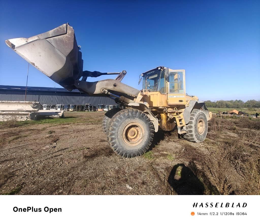 Volvo L 120 E Booms and arms