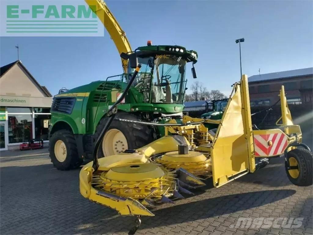 John Deere 9800 Self-propelled foragers