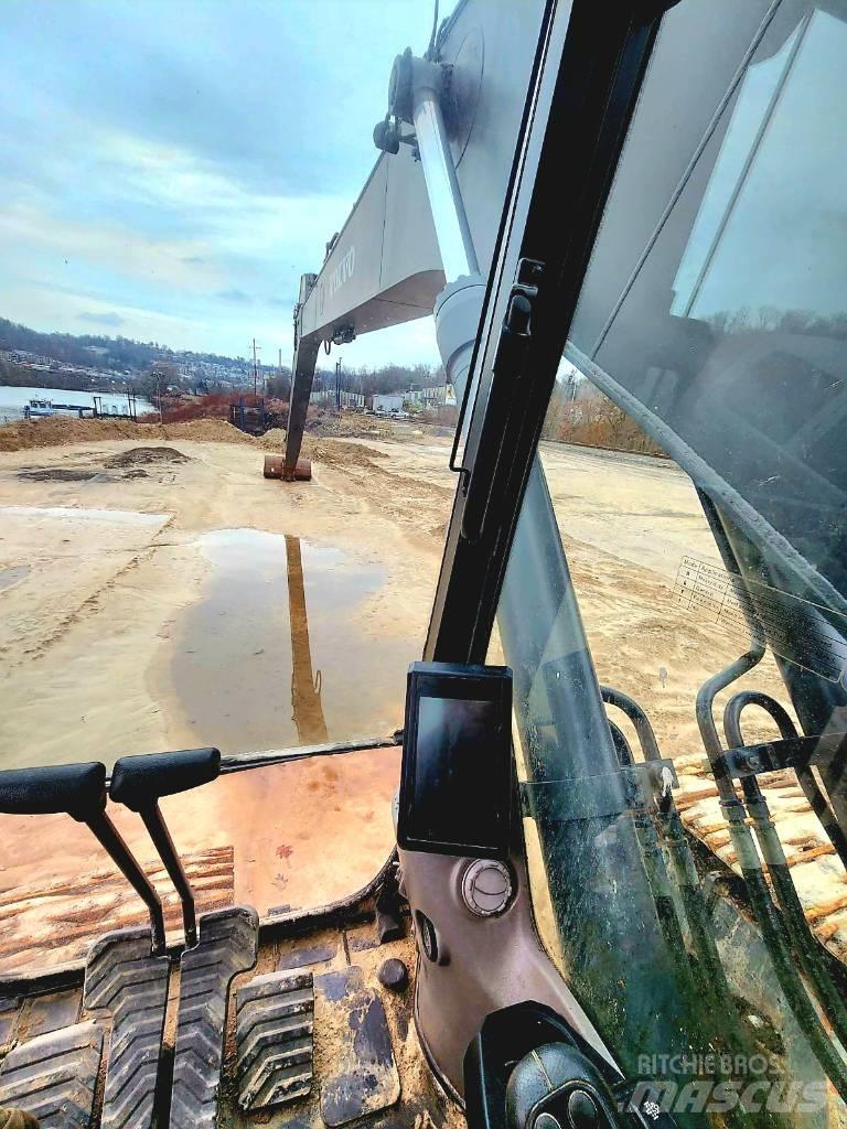 Volvo EC300ELR Crawler excavators