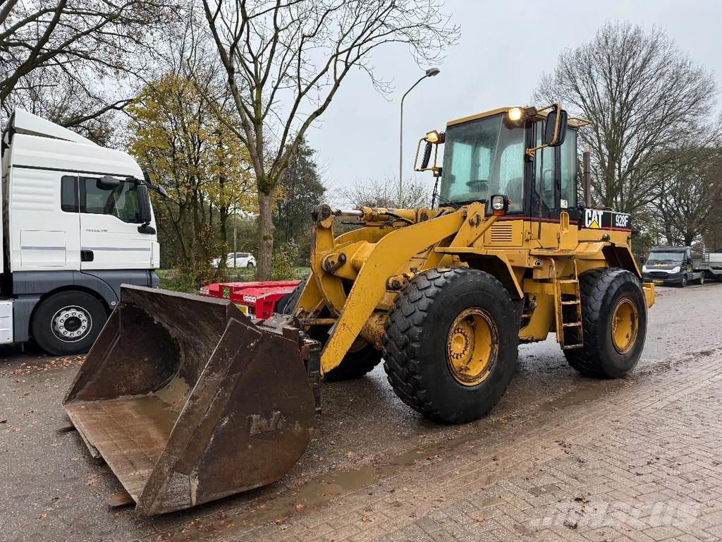 CAT 928F Wheel loaders