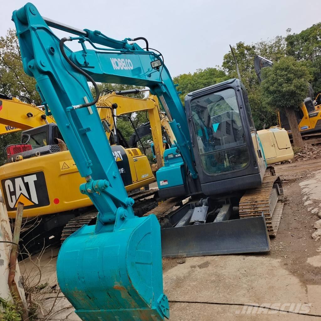 Kobelco SK 75 Crawler excavators