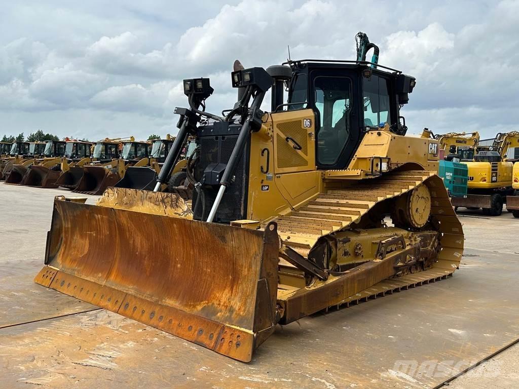 CAT D6 LGP Crawler dozers