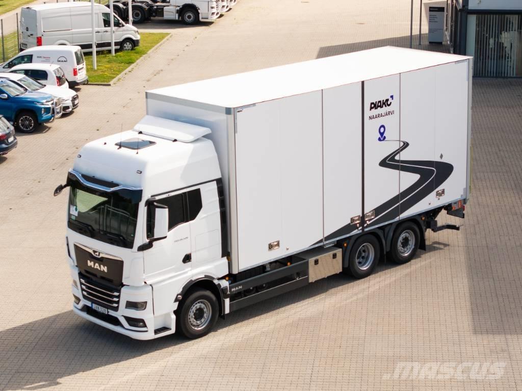 MAN TGX 26.520 6x2-4 Van Body Trucks