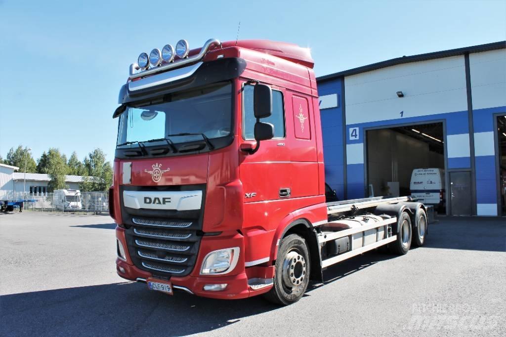 DAF XF 480 FAS 6x2 Containerframe/Skiploader trucks