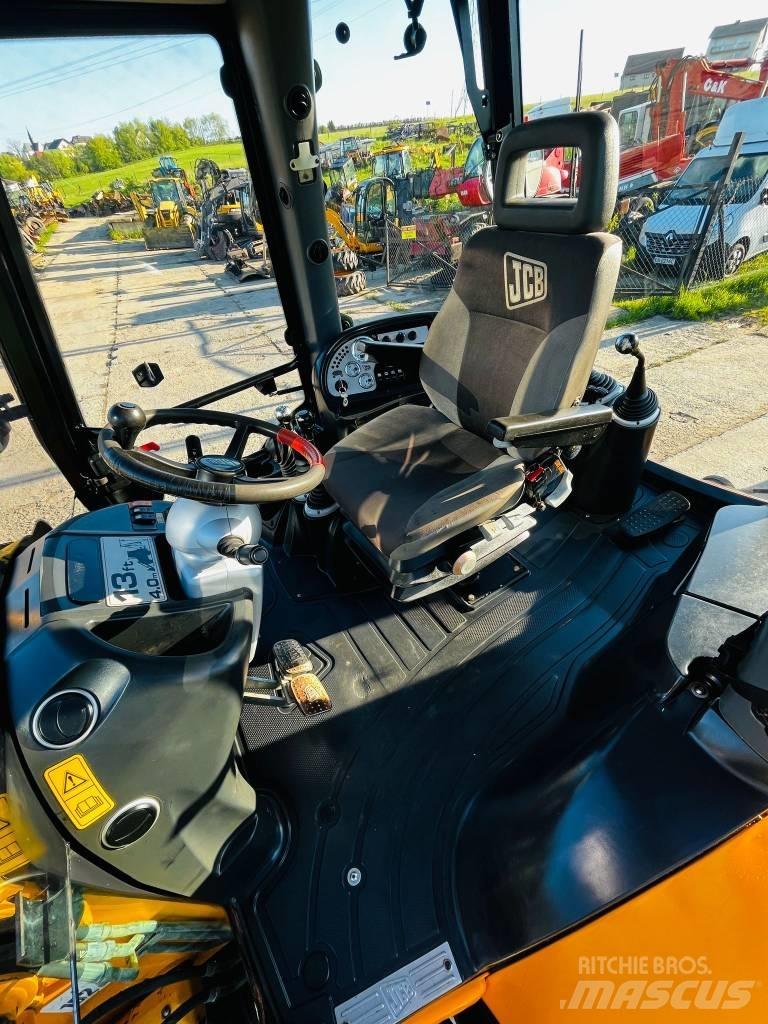 JCB 3 CX Super TLB's