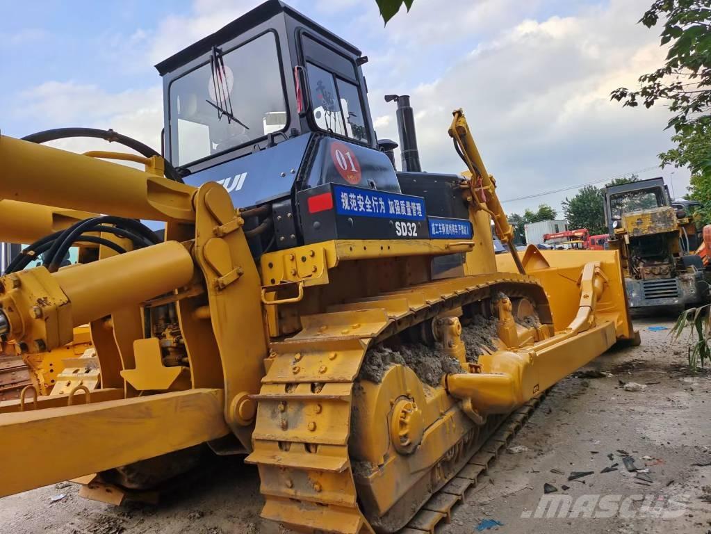 Shantui SD 32 Crawler excavators