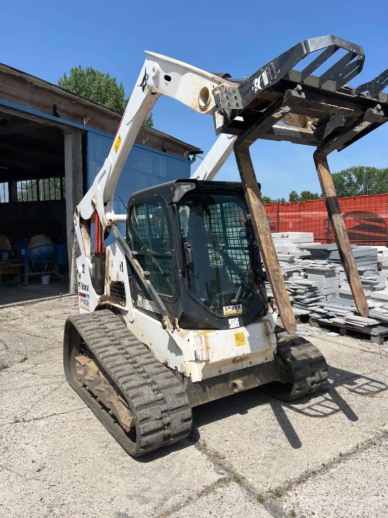 Bobcat T 770 Crawler FEL's