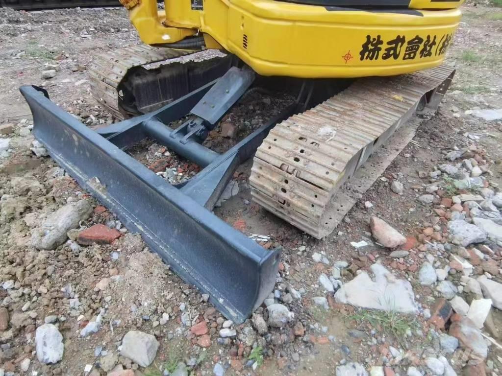 Komatsu PC40 Mini excavators < 7t