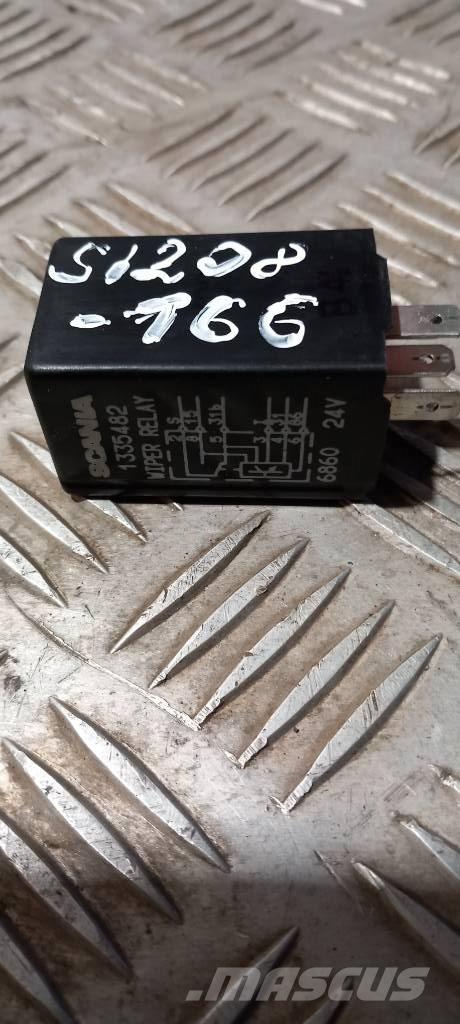 Scania 94 D.    1335482 Electronics