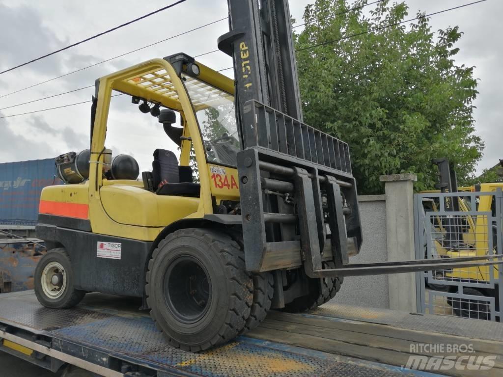Hyster H5.5FT LPG trucks