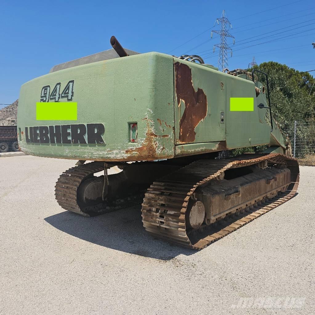 Liebherr 944 Crawler excavators