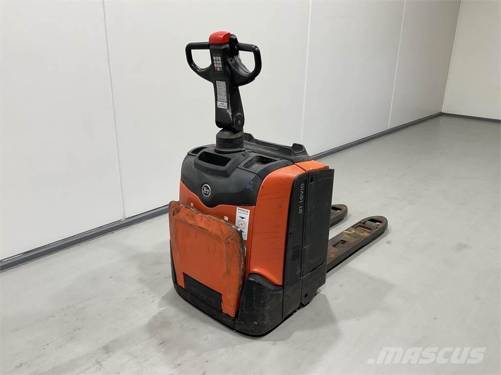 BT LPE200 Low lifter with platform