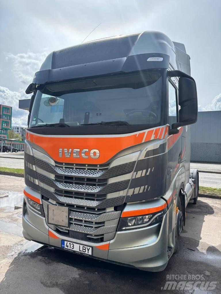 Iveco S-Way 460 LNG Truck Tractor Units