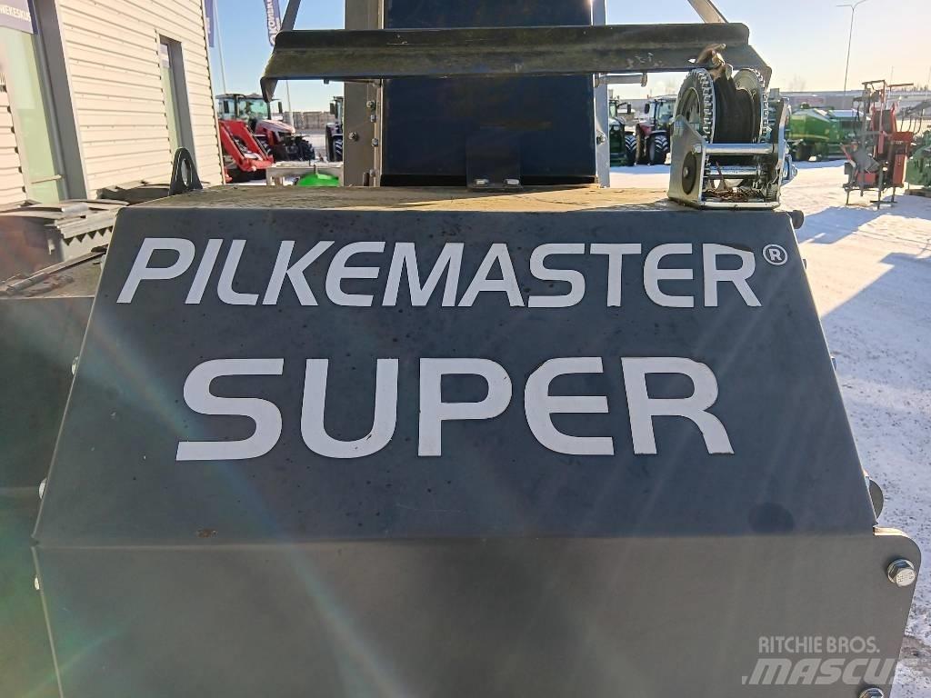 Pilkemaster Super Wood splitters, cutters, and chippers