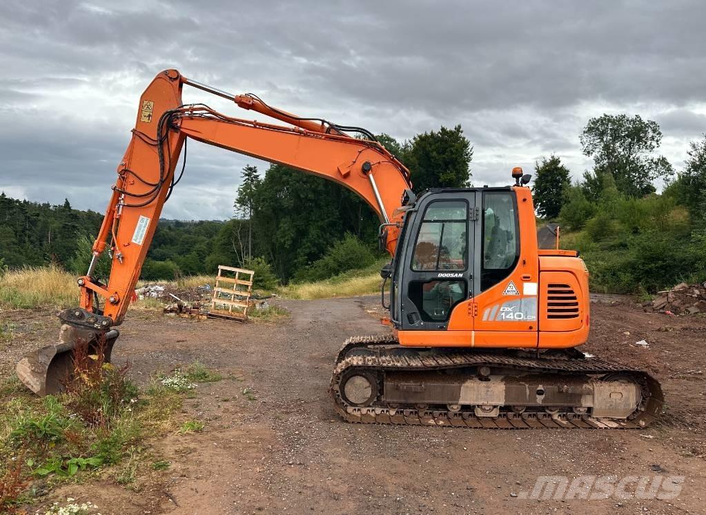 Doosan DX 140 LCR-3 Crawler excavators