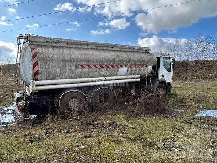 Renault 320 Tanker trucks