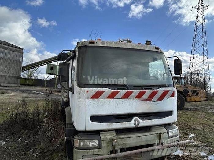 Renault 320 Tanker trucks