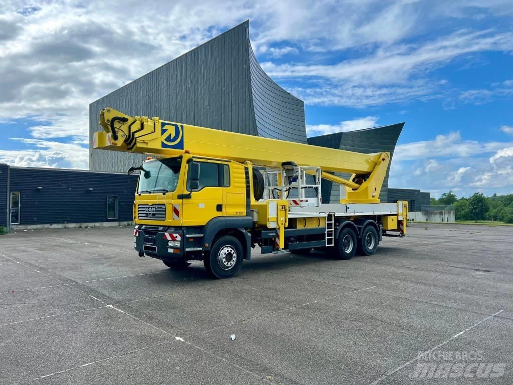 Palfinger WT 530 Truck mounted aerial platforms