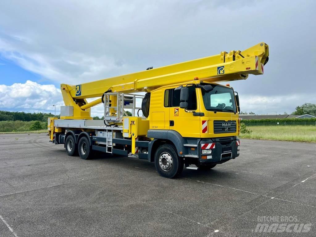 Palfinger WT 530 Truck mounted aerial platforms