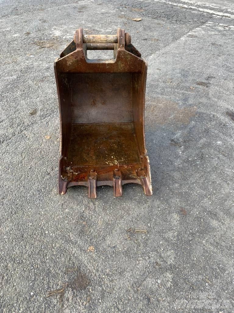CNH GODET RETRO Other components