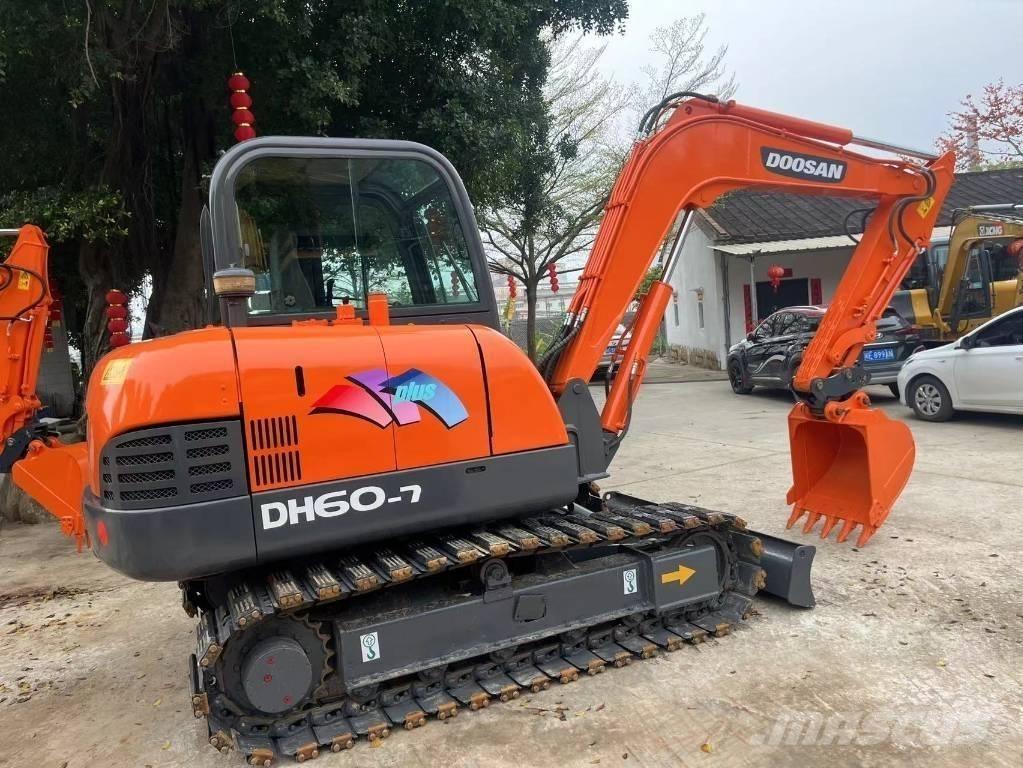 Doosan DH 60-7 Mini excavators < 7t