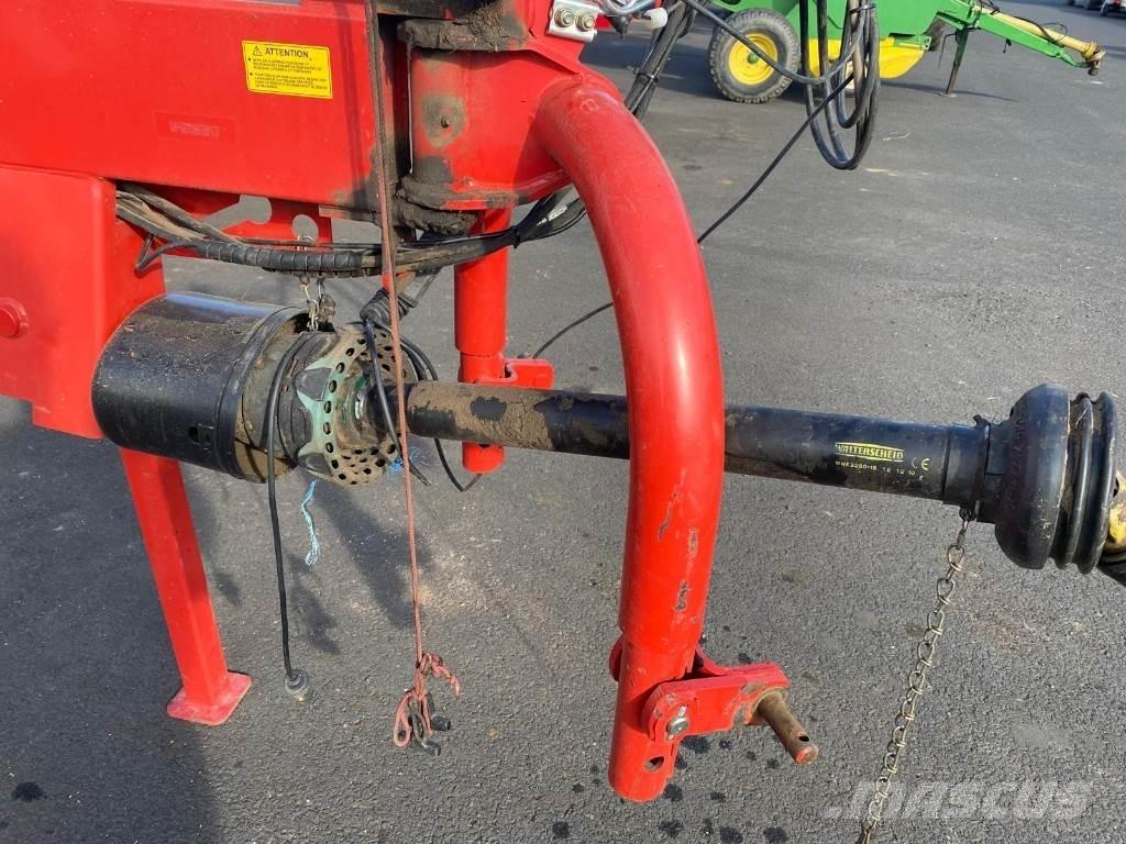 Kverneland 9476 c Windrowers