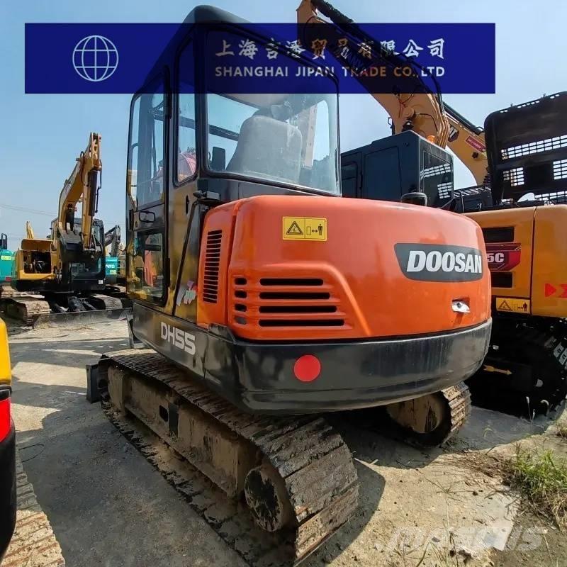 Doosan DH 55 Mini excavators < 7t