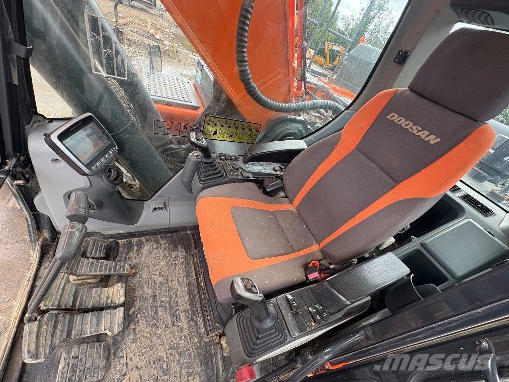 Doosan DX380LC-5 Crawler excavators