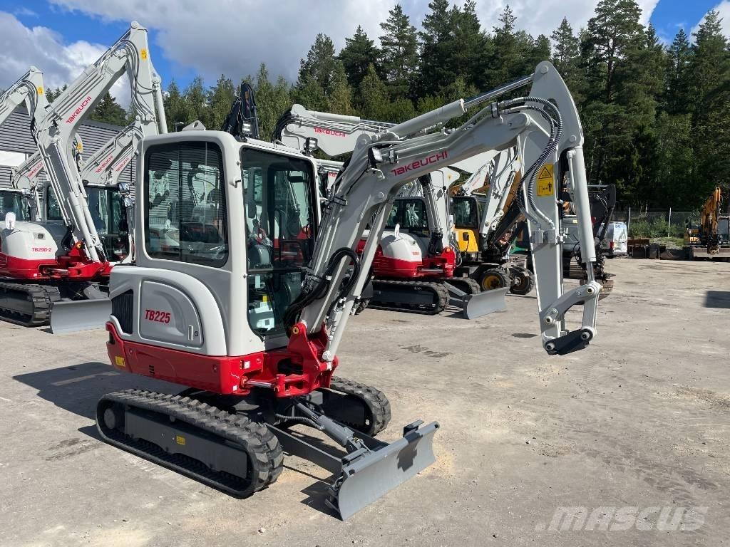 Takeuchi TB 225 Mini excavators < 7t