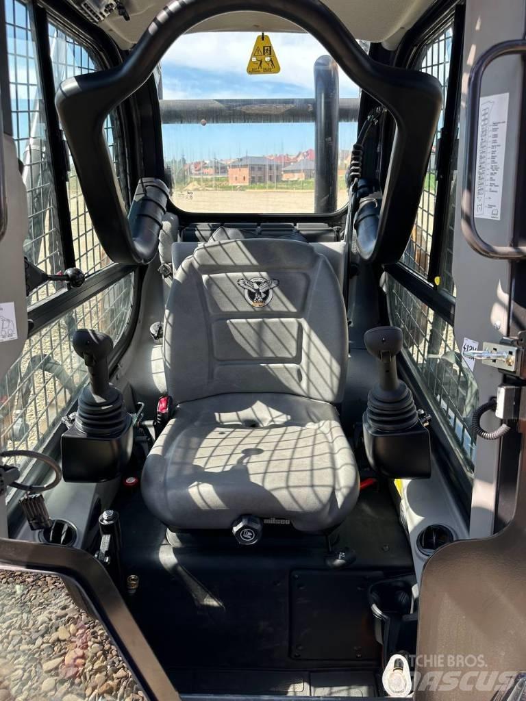 CASE SV 250 Skid steer loaders