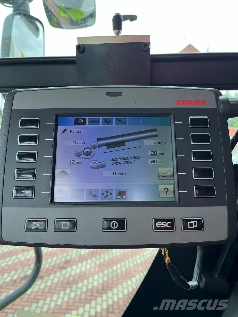 CLAAS Lexion 780 TT Combine harvesters
