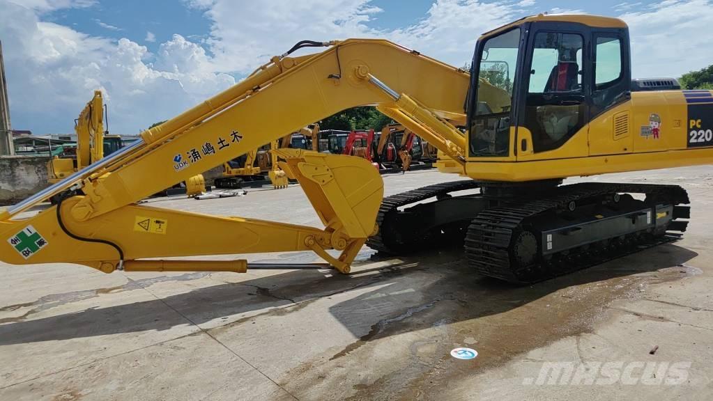 Komatsu PC 220-7 Crawler excavators
