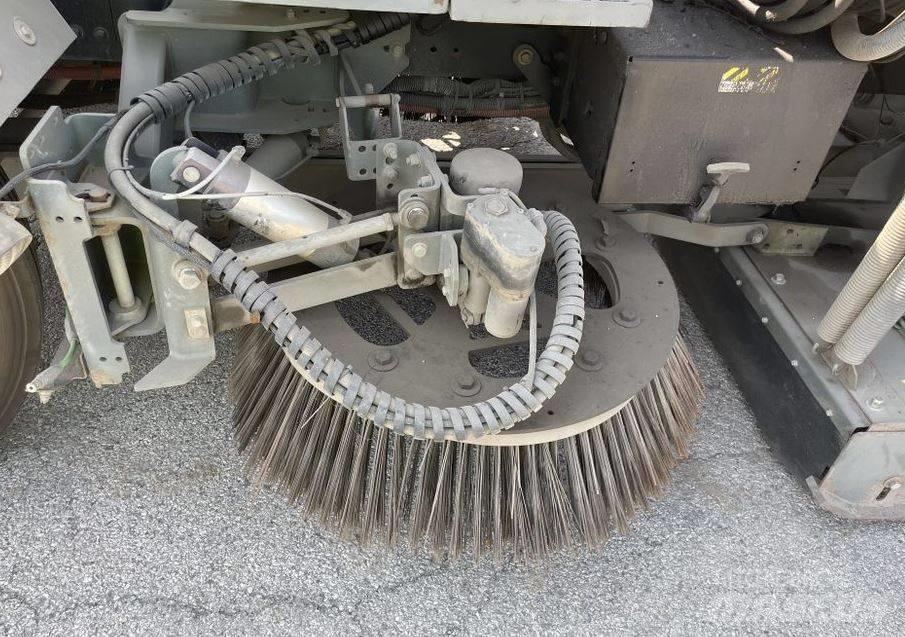 Elgin Crosswind Sweeper trucks