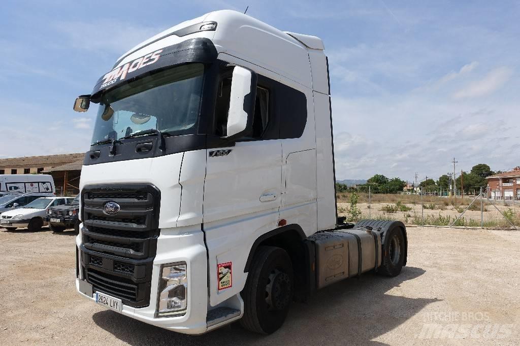 Ford F-MAX 500 Truck Tractor Units
