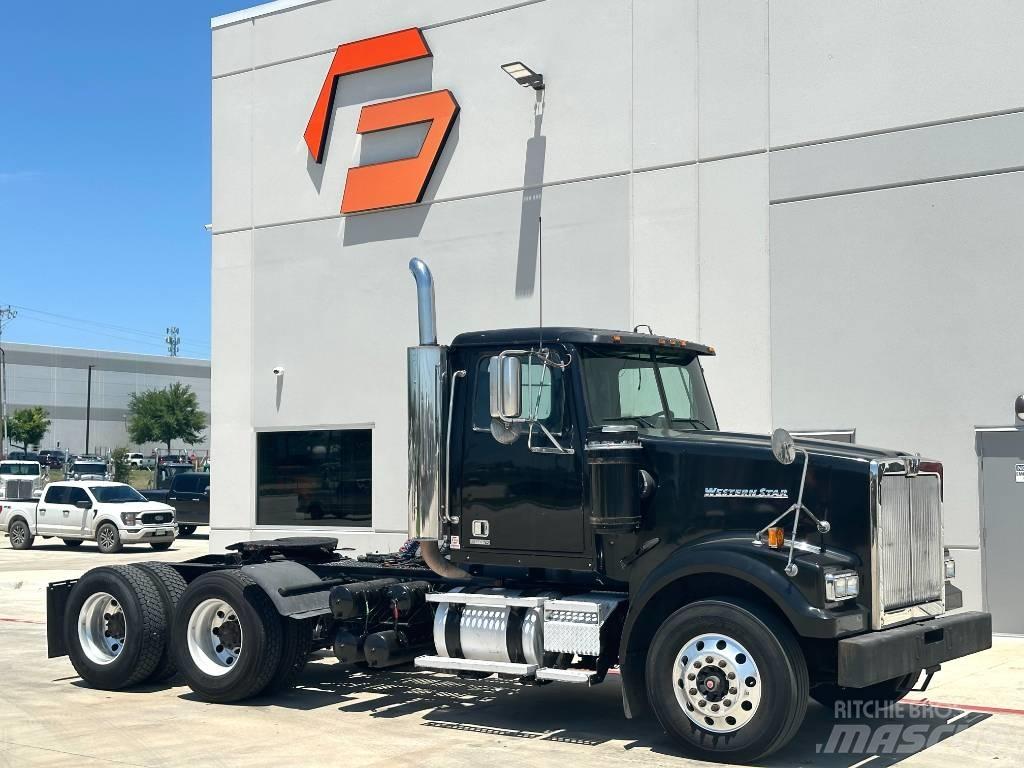 Western Star 4900 Truck Tractor Units