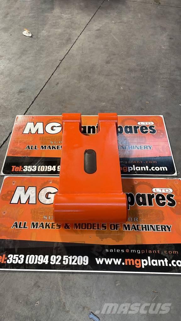 Hitachi ZX 350 Booms and arms