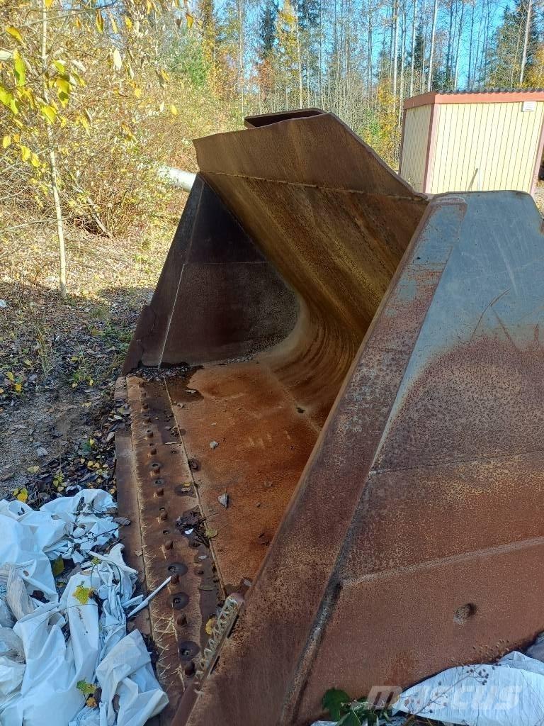 Volvo 120 Kauha Buckets