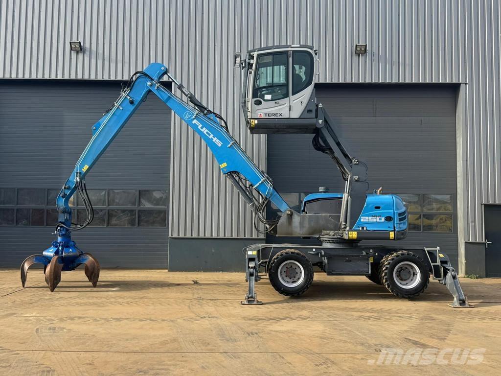 Fuchs MHL 250 Waste / industry handlers